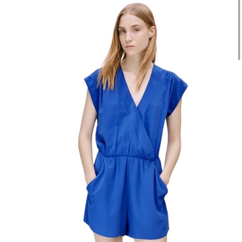 Aritzia - Babaton Royal Blue Short Sleeve Romper